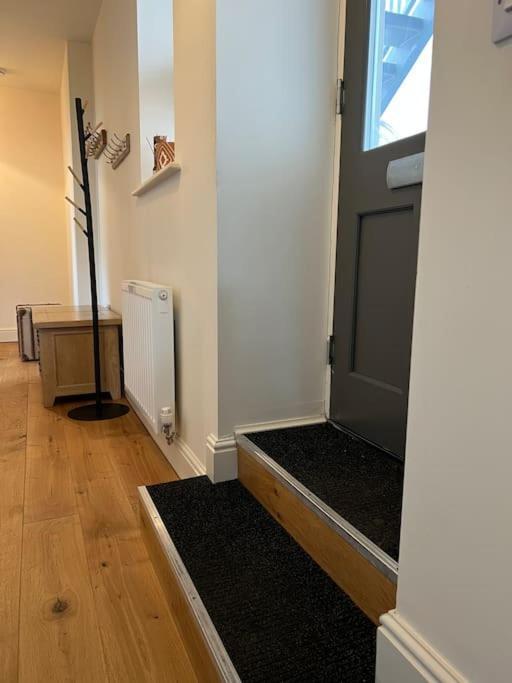 Luxurious 2 Bedroom Apartment In Central Berwick 外观 照片